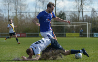 Nipte verliespartij voor Buitenpost tegen koploper