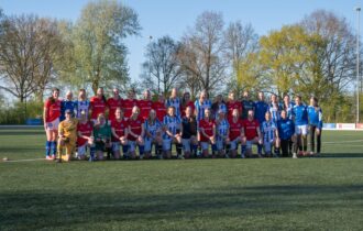 Foto’s: beloften sc Heerenveen vrouwen in Buitenpost