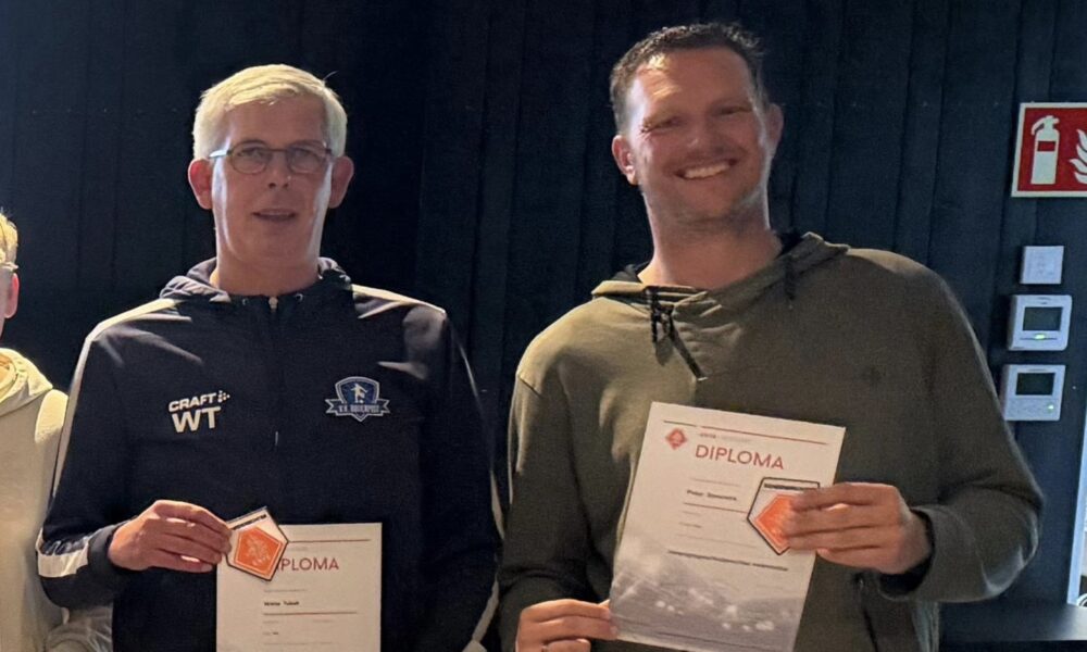 Wiebe Tabak en Peter Speerstra officieel verenigingscheidsrechter